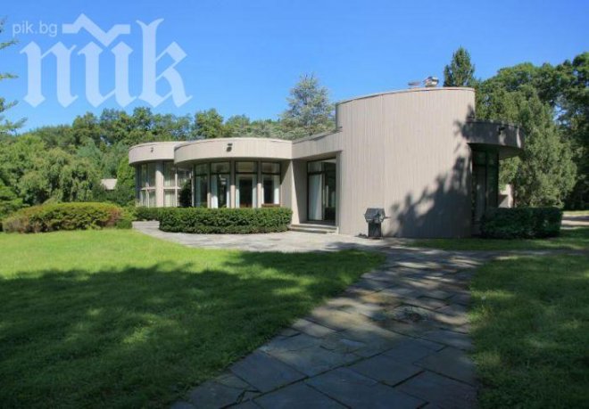 Лекар купи къщата на Уитни Хюстън само за 1,5 млн. долара