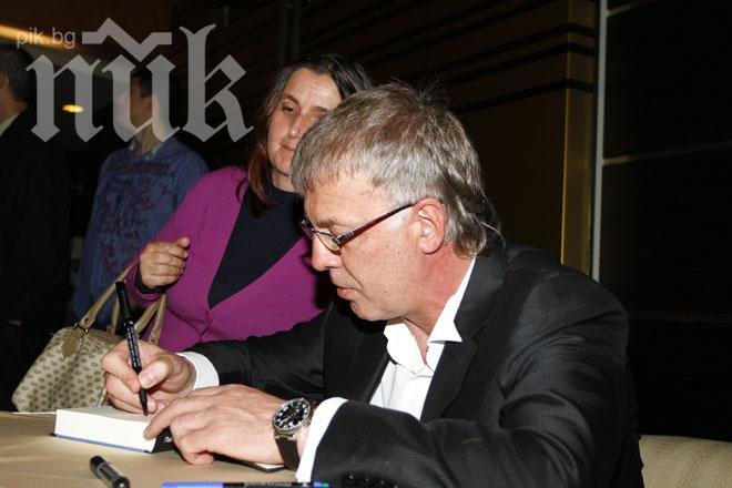 Наско Сираков: Бомбата се зарежда