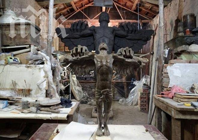 В Хасково вдигат първия в света паметник на завистта