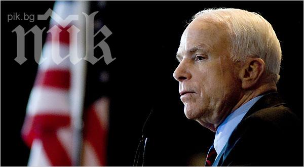 Джон Маккейн води американски сенатори на изненадваща визита у нас