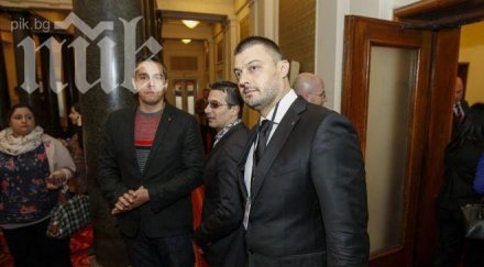 бареков мога изляза равен двубой борисов