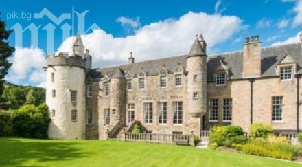 продава замък млн долара