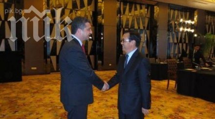 стойнев представлява страните цие китай