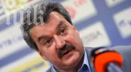 тодор батков газпром влиза левски месеца