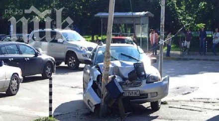 шофьор атакува пешеходна пътека софия чудо жертви снимка