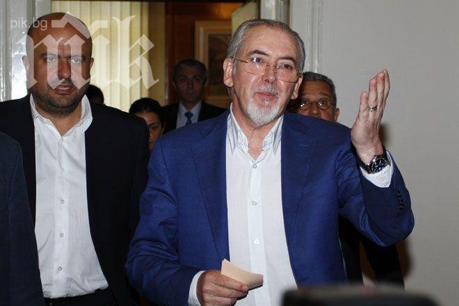 Местан успокои топката: Не е време за отмъщение, а за диалог /обновена/