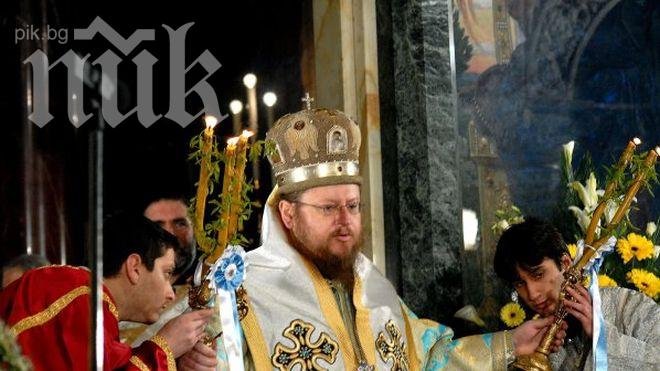 Изгониха русенски игумен заради порноклип