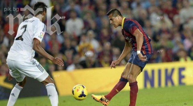 Алексис Санчес с травма в рамото