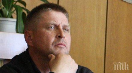 арестуваха самопровъзгласилия кмет славянск