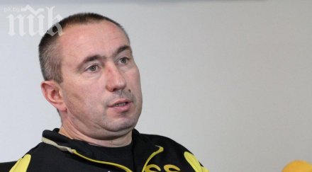 мъри тръгва казахстан гласят национален селекционер треньор астана