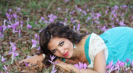 фолк дивата райна беснее мрежата