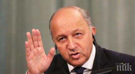 френският външен министър захърка време официална среща алжир