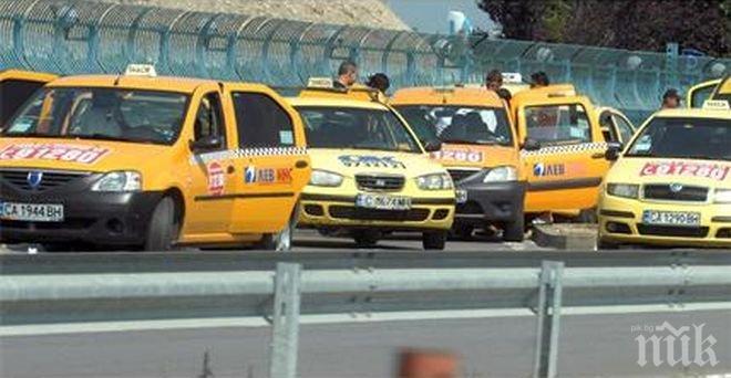 Таксиметровите шофьори в Европа на обща стачка