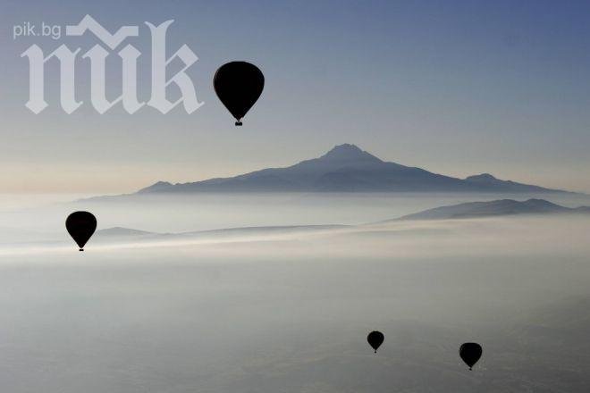 Швейцарец постави рекорд за най-висок скок от балон с горещ въздух