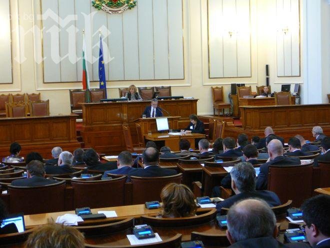 Индустриалците призоваха ГЕРБ да оттегли вота на недоверие