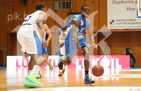 Натурализират звезда на Левски, за да подсили националния