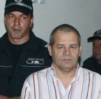 Подсъдим под делото 