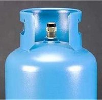 Газова бутилка изпепели апартамент 