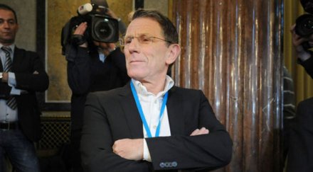 бивш евродепутат съд корупция