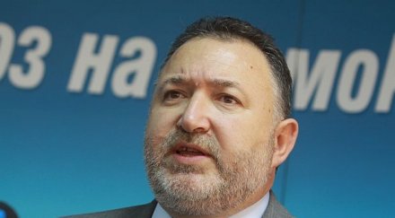 кабаиванов обвини костов мислел дсб българия