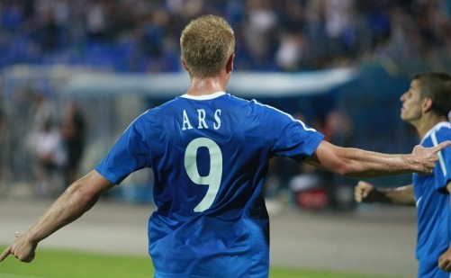 Арш се връща в Левски 