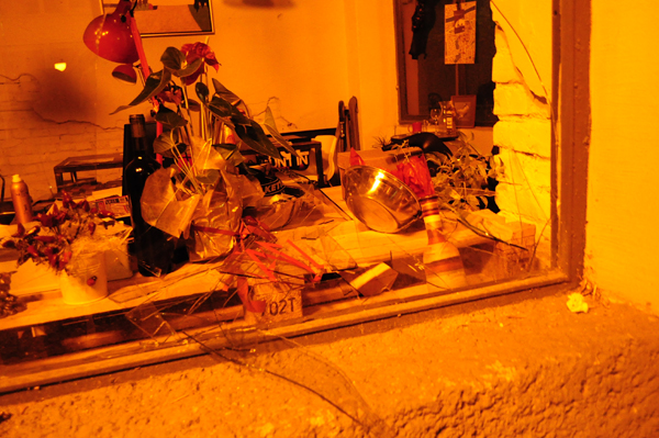 Анонимници потрошиха редакцията на Под тепето