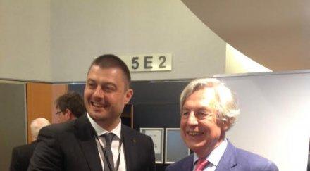 бареков влезе изпълнителното бюро консерваторите