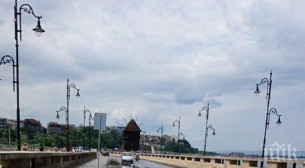 туристи погнуса старата канализация наводни провлака несебър снимки