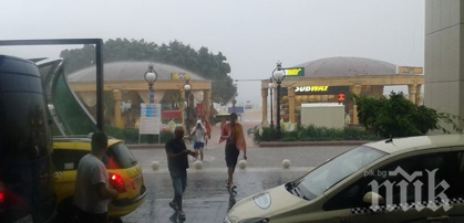 Потоп удави Варна, нанесе щети за хиляди