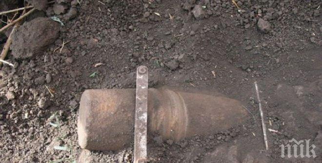 Изровиха невзривена бомба в градския парк на Симитли