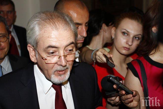 Местан: При референдум суверенът се ситуира като единен политически субект