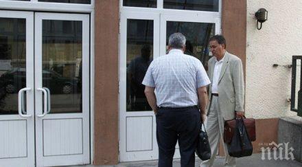 прокурор съдия пристигнаха мвр болница мярката опита убийство пеевски