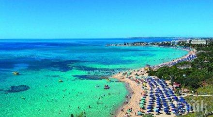 поляци унгарци заменят украинските туристи морето