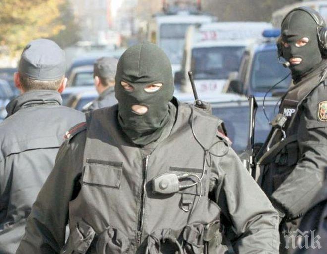 Тримата арестувани в Несебър се оказаха извършителите на грабежа на 15 000 лева в София