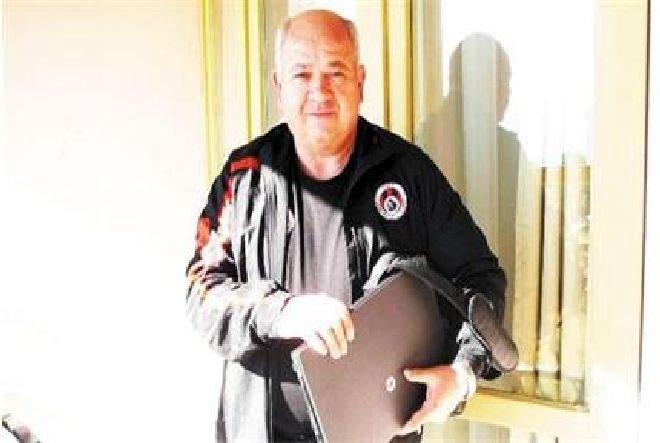 Футболен шеф от Сандански стана дядо навръх 60-годишния си рожден ден