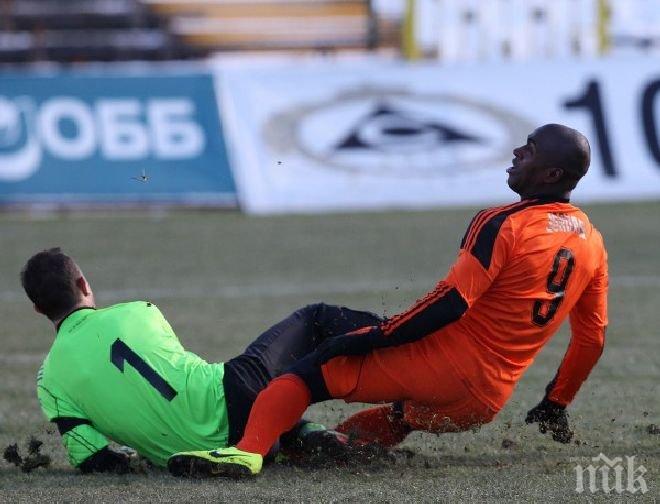 Литекс продава още един в Португалия