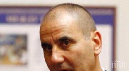 цветан цветанов пик задкулисието разчиства терените виновен банкова криза