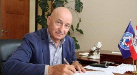 бивш треньор левски пое амкар