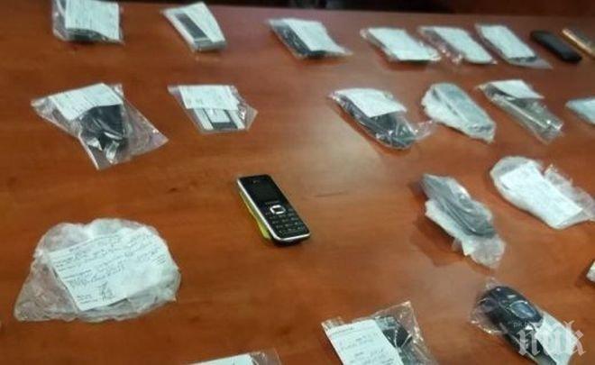 Разкриха група за телефонни измами