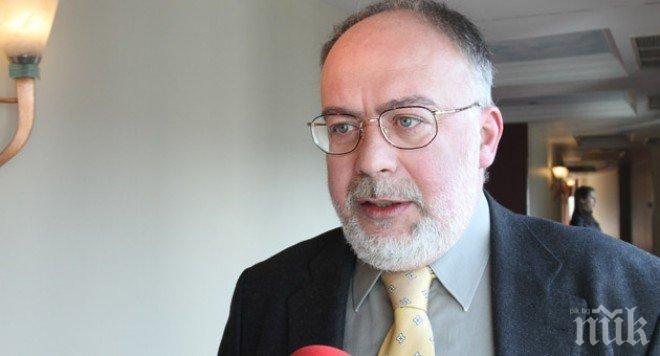 Кольо Колев: Баба ми казваше, че е лошо да хвърляш камък в рядко ла*но