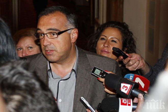 Кутев: Диалогът с Борисов трябва да е бърз, защото той си тръгва на десетата минута от НС