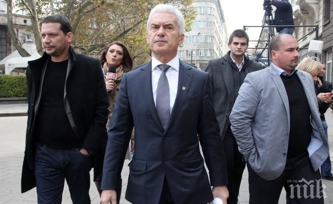 Сидеров на влизане при президента: Няма да се учудя, ако в рамките на този парламент БСП и ГЕРБ направят кабинет