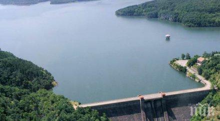 източват язовира търговище