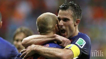 робин ван перси харесан милиона фейсбук