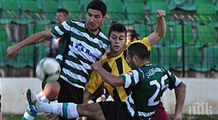 двама проби черно море