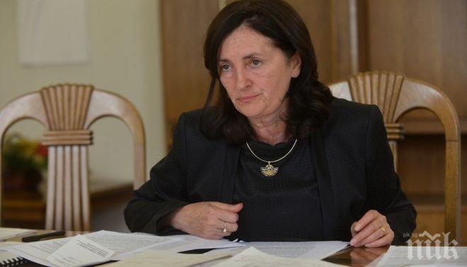 Даниела Бобева: Може да подадем оставка и през юни