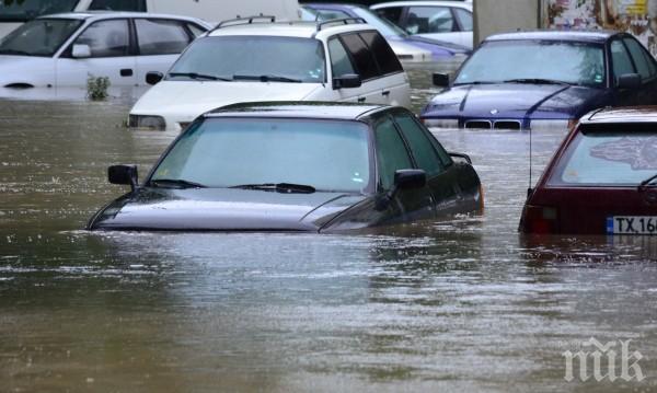 Автобусите във Варна и Добрич се движат трудно
