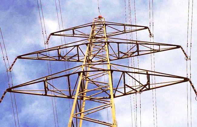 ЧЕЗ затруднен с възстановяването на тока в бедстващата община Чавдар