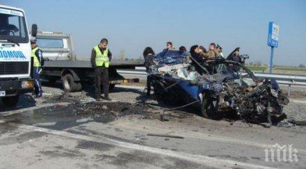 тракия карнобат ауди помете спрял камион трима загинаха дете ранено