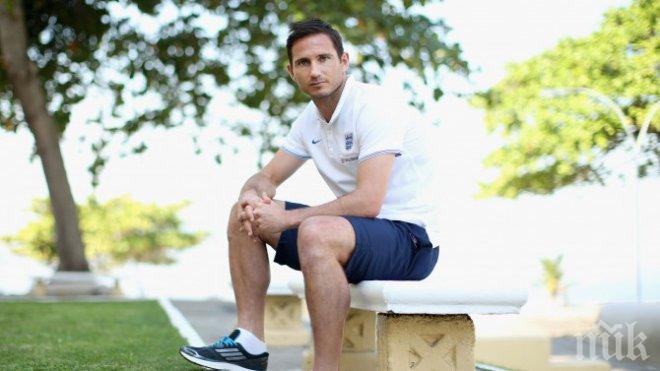 Франк Лампард мълчи за бъдещето си